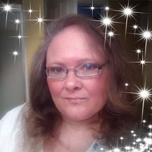 Meet your Posher, Carla